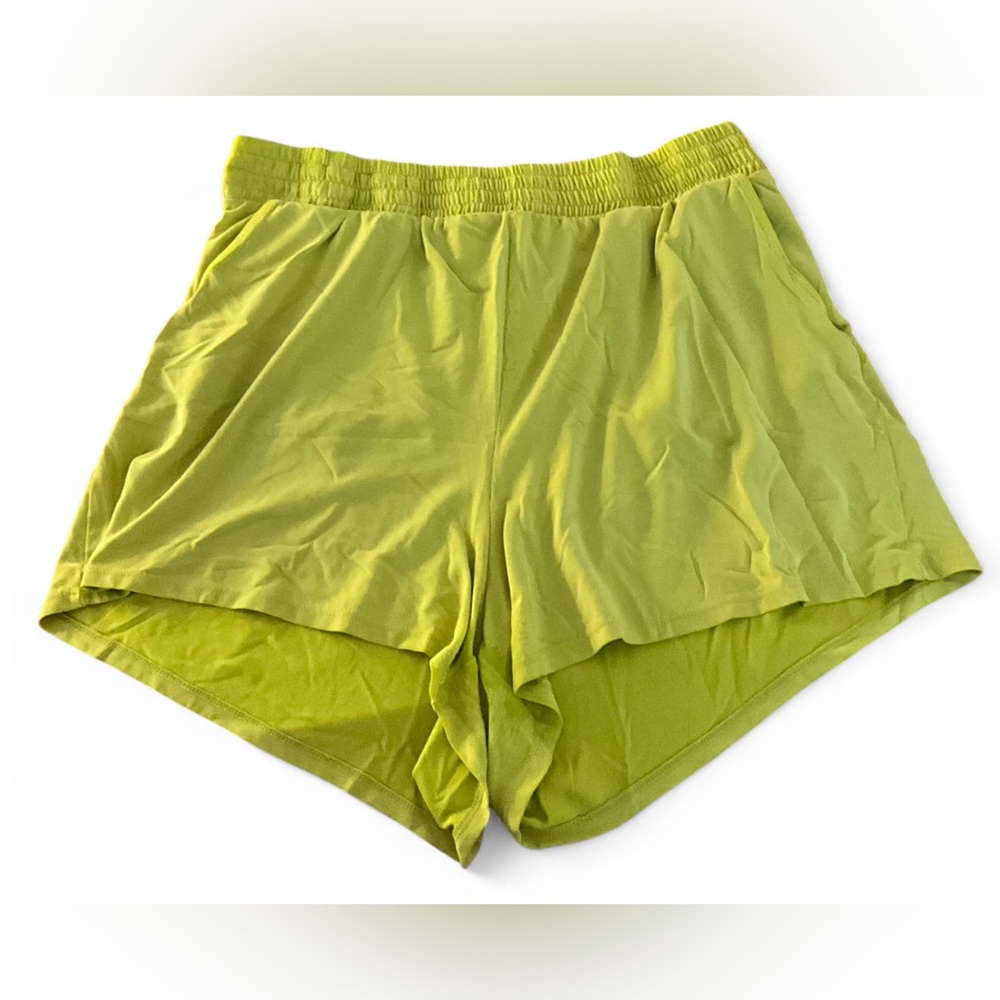 Express Green Summer Shorts M Flowy Elastic Waist Lightweight